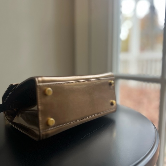 Salvatore Ferragamo Gancini Bronze - Picture 6 of 9